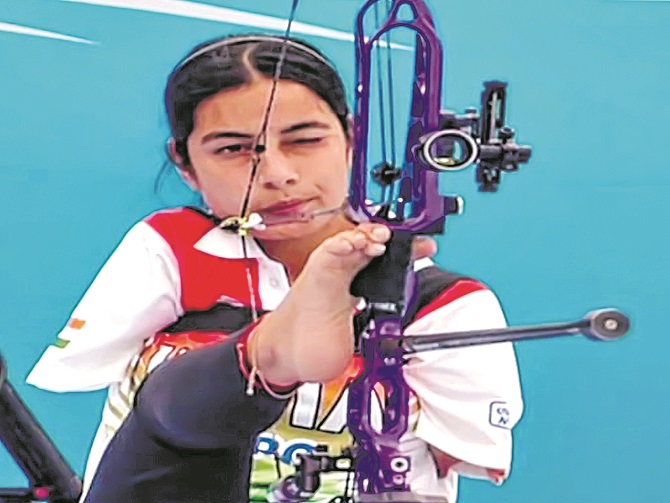  శీతల్‌ దేవి 